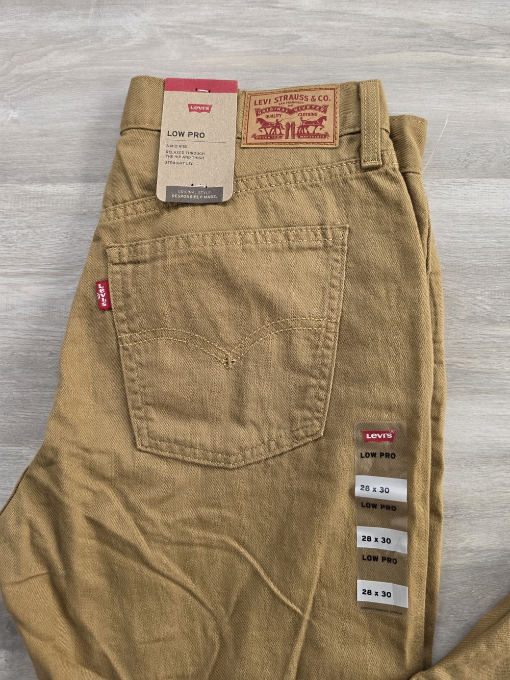 Levi's Low Pro Men's Jeans in Tan